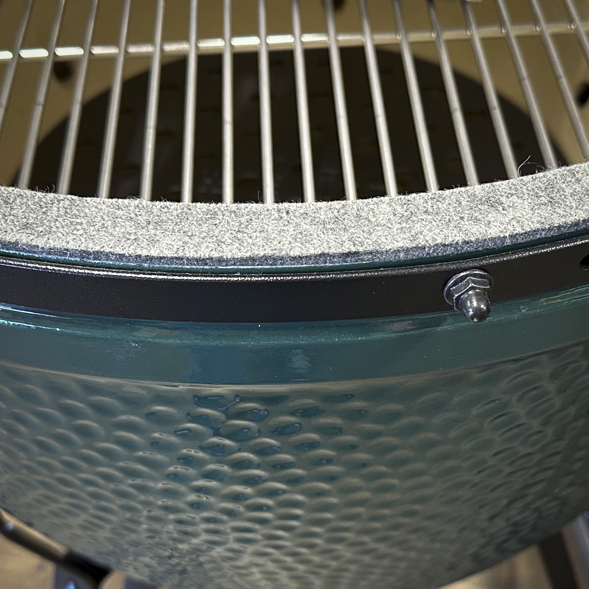 The Big Green Egg comes with a felt gasket.