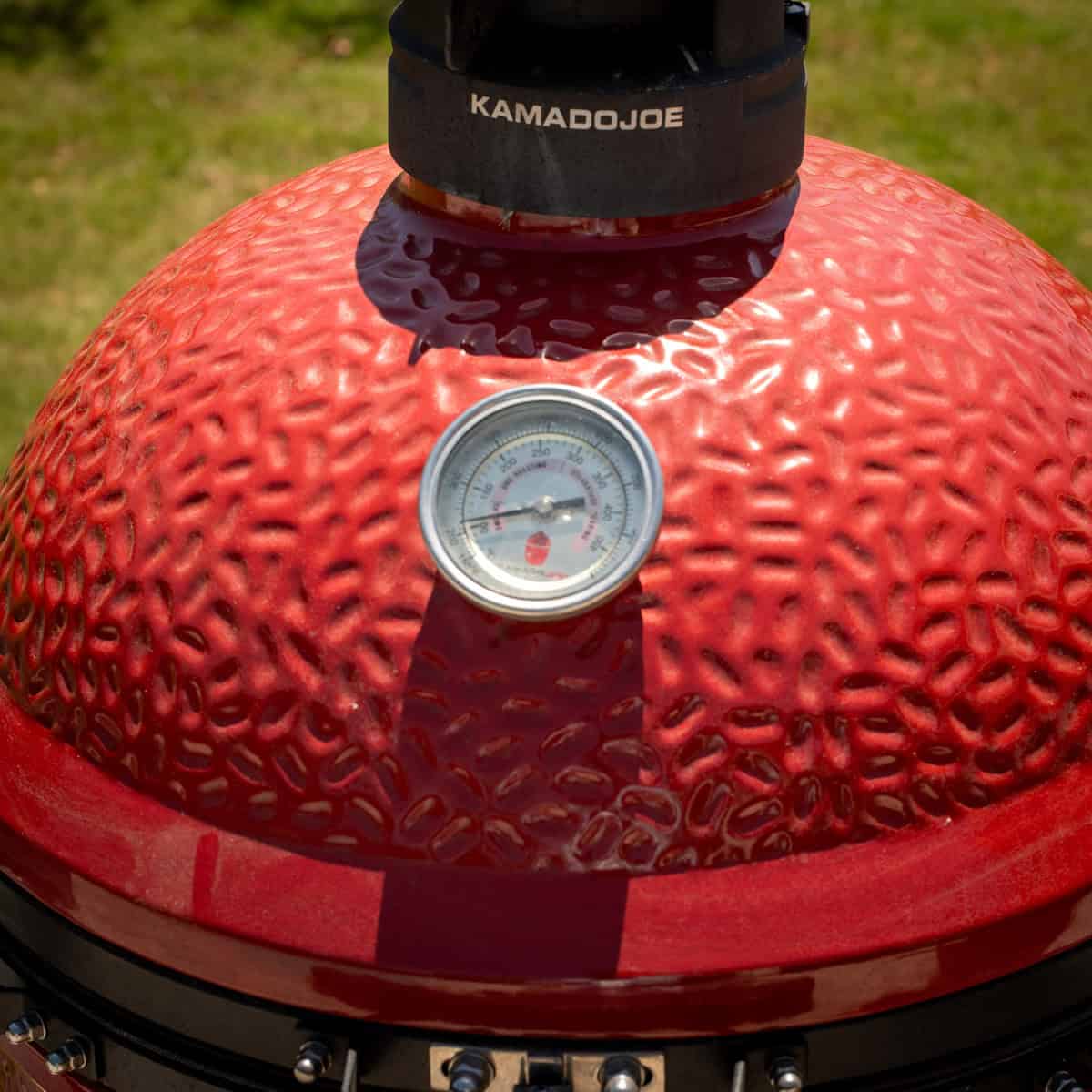 Kamado Joe with lid closed.