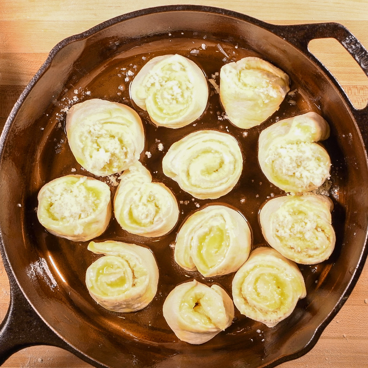 Sprinkle with more cheese.